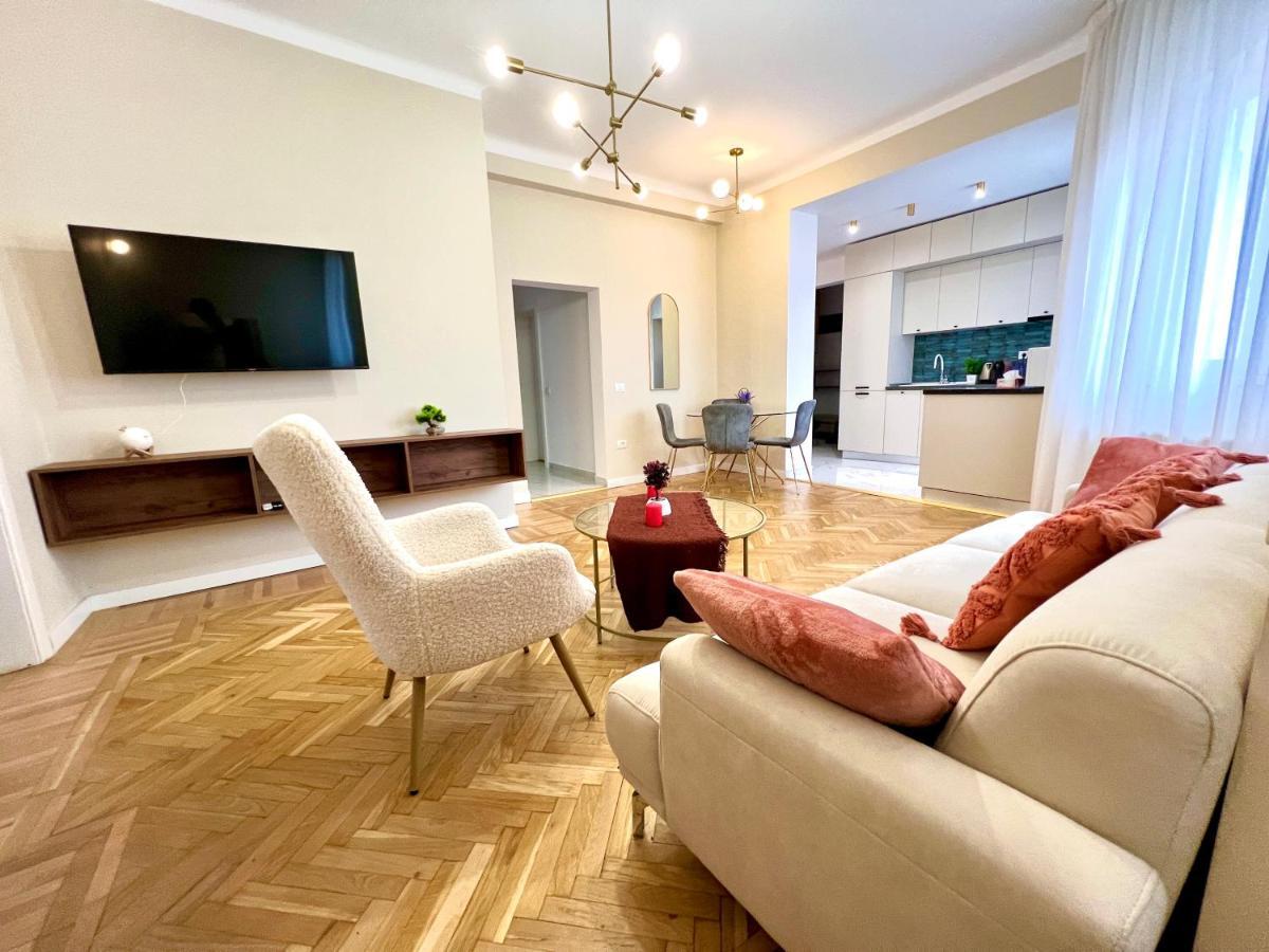 Old Town Bucharest, Luxury 2 Bedrooms Apartment Luaran gambar