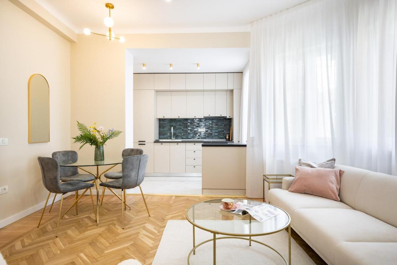 Old Town Bucharest, Luxury 2 Bedrooms Apartment Luaran gambar